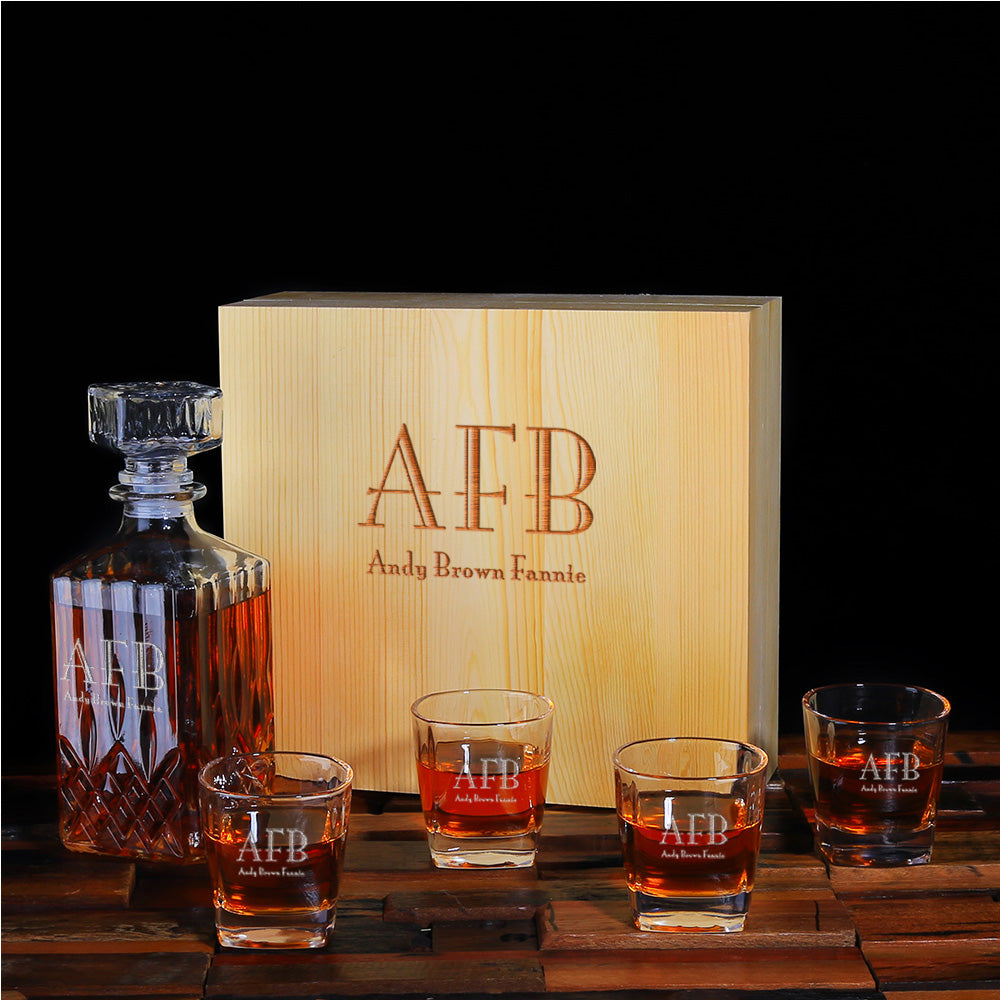 Men's Gift - Personalized Whiskey Decanter - Engravedideas
